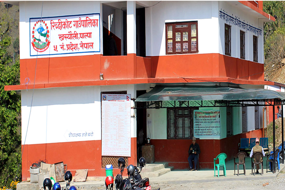 रिब्दिकोट गाउँपालिकामा जलेश्वर शिब मुर्ति बन्ने